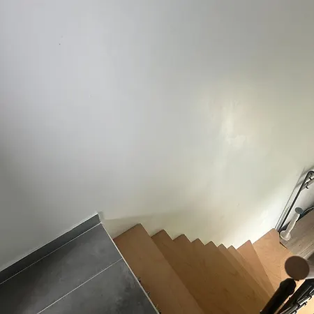 Lovely With Garden Apartment *